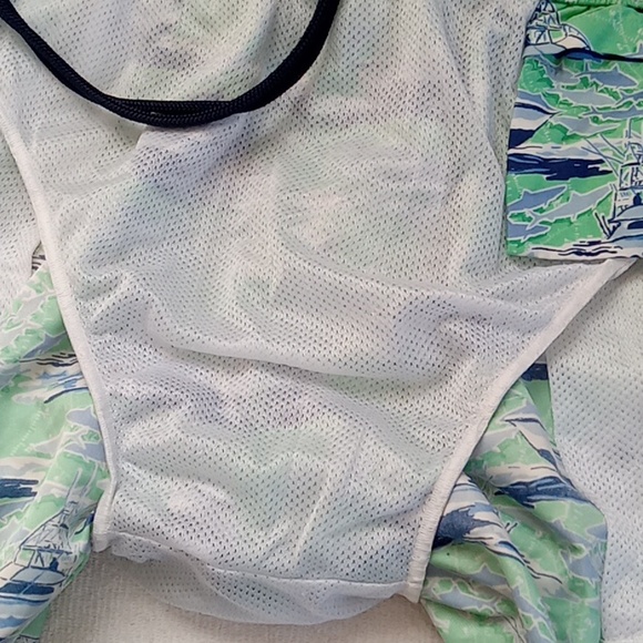 Vineyard Vines green navy fishboats size men M with elastic waist & drawstring - Picture 8 of 8